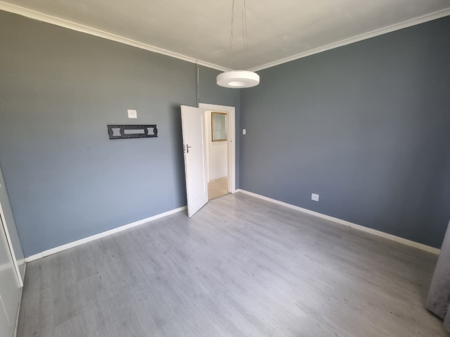 4 Bedroom Property for Sale in Claremont Western Cape